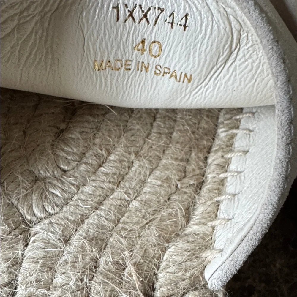Prada suede light beige sandals flats slides gold gesso logo sz 40
